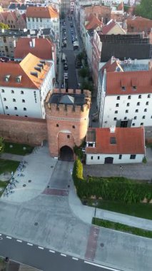 Ortaçağ şehri Torun 'un tarihi merkezinin havadan görünüşü