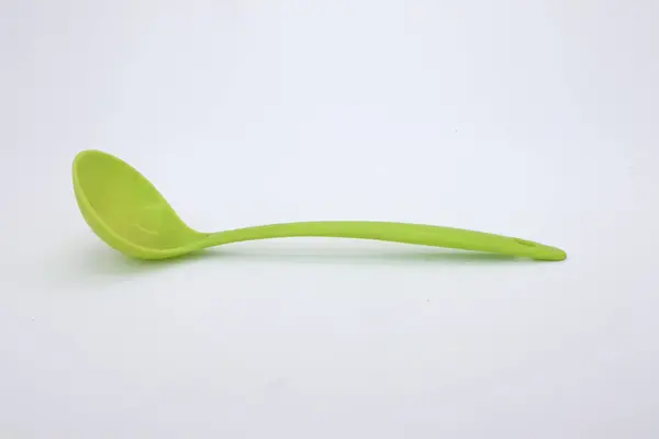 Σέσκουλα Πράσινων Λαχανικών Κουτάλα Λαχανικών Απομονωμένη Λευκό — Φωτογραφία Αρχείου