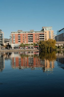 Dubllin, IRELAND, ECTOBER 12 2023 Dublin Rıhtımı 'nın modern bölümü, Silikon Rıhtımı. Yüksek çözünürlüklü durgun resim 