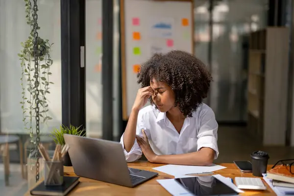 Business Woman Sitting Work Stressed Out Working Hard Feeling Stressed — Stock Photo, Image