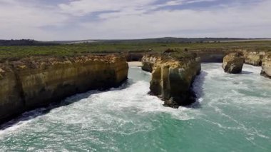 Port Campbell, VIC, Avustralya - 9-Mar-2025 - Loch Ard Gorge ünlü bir gemi enkazının yeri