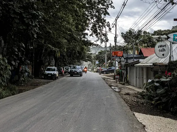 Kosta Rika 'da Santa Teresa Caddesi
