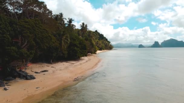 Filmaufnahme Aus Der Luft Mit Über Vanilla Beach Und Nacpan — Stockvideo
