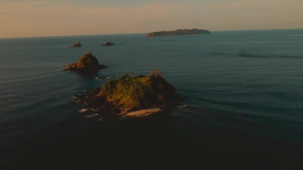 Vista Aérea Cinematográfica Sobre Playa Vainilla Playa Nacpan Nido Filipinas — Vídeos de Stock