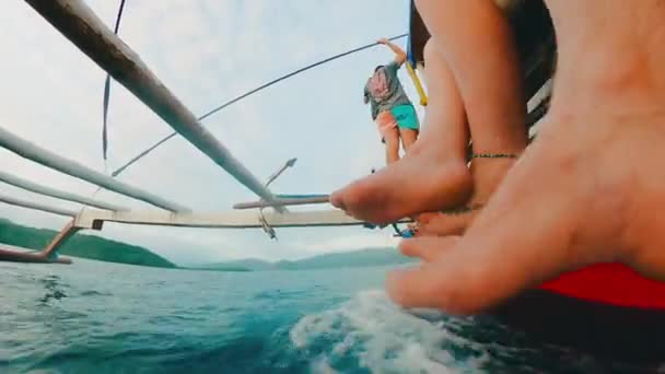 Парус Через Мальовничі Філіппіни Gopro Відчуйте Чисті Води Яскраве Морське — стокове відео
