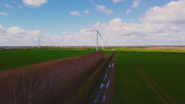 Aerial Footage Turbine Windmills Wind Farm Rural England Renewable Energy — Stock Video