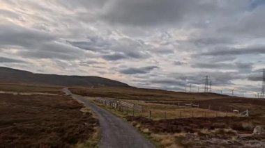 İskoç Dağları Manzarası Cairngorms Ulusal Parkı Sürücüsü 
