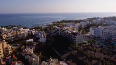 Hava manzaralı protaras kasabası Akdeniz 