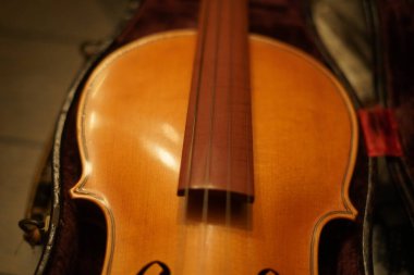 Tahta keman, ahşap keman