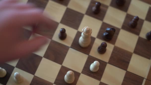 Folk Som Spelar Schack Bara Händer — Stockvideo