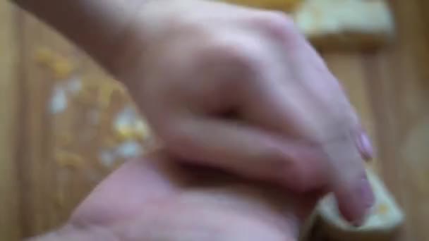 Pieczenie Herbatników Ugniatanie Ciasta Pieczenie — Wideo stockowe
