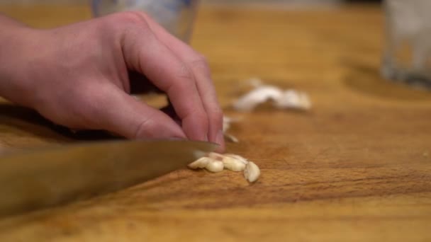 Couper Des Herbes Couper Cuisine Épices Citron Vert Citron Couteau — Video