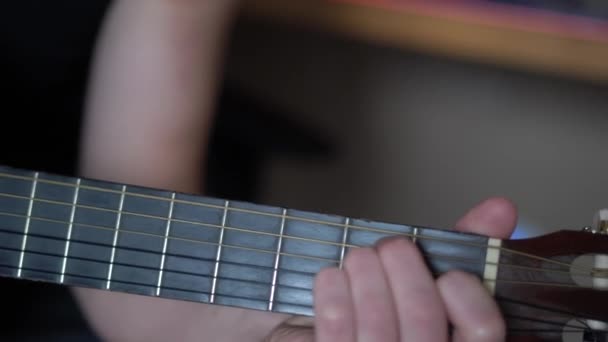 Tocar Guitarra Guitarra Acústica Digitación Dedos Mano Música Instrumento Musical — Vídeos de Stock