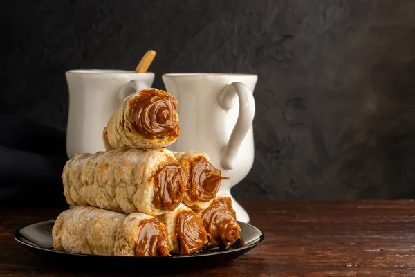 Arjantin tatlısı, dulce de leche olarak adlandırılan, genellikle atıştırma zamanında yenen..