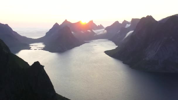 Beautiful Sunset Dramatic Mountains Fjords Lofoten Islands Northern Norway Aerial — Vídeo de Stock