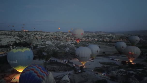 Balónky Vzlétnout Úsvitu Nad Cappadocia Letecký Pohled — Stock video