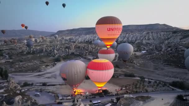 Palloncini Decollare All Alba Sopra Cappadocia Vista Aerea — Video Stock