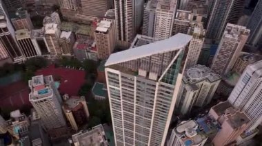 Manila, Filipinler 'deki Makati İş Bölgesi' nde Yüksek Binalar