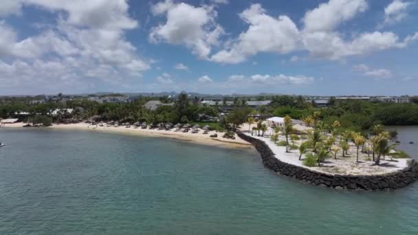 Coast Luxury Hotel Mauritius — 비디오