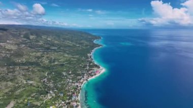 Gökyüzünden, Filipinler 'in renkli adası Cebu' nun Panoraması