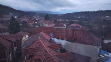 Sırp Köyündeki Evlerin Çatı Döşemeleri, Hava Görüntüsü