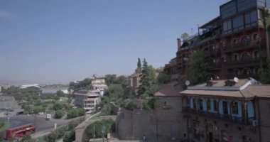 Eski Tiflis, Georgia 'nın Merkezinde Gün Panoraması