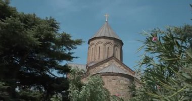 Tiflis, Gürcistan 'daki Metekhi Kilisesi