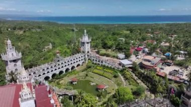 Filipinler, Cebu Adası 'ndaki Simala Manastırı Tapınağı