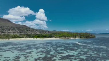 Le Morne Brabant, Mauritius, Hava Manzaralı Gezici Uçak Uçuşu