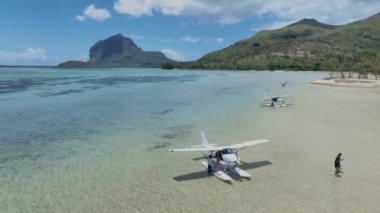 Le Morne Brabant, Mauritius, Hava Manzaralı Gezici Uçak Uçuşu