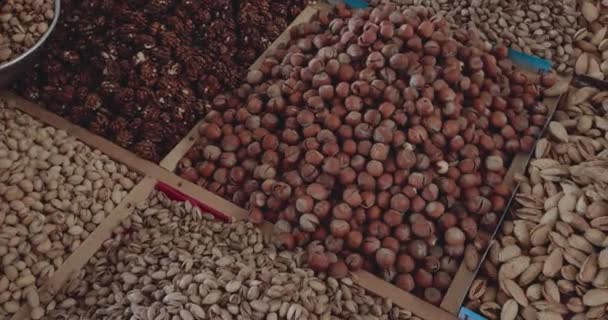Variety Oříšků Sušeného Ovoce Orientálním Bazaru — Stock video