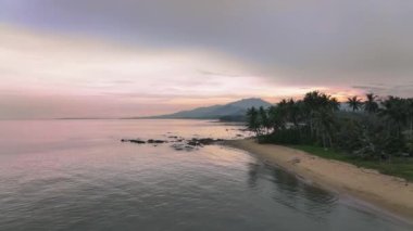 Palawan, Filipinler 'in Vahşi Sahili' nde Muhteşem Gün Batımı