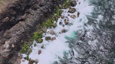 Mauritius 'un Rocky Vahşi Sahili' nde Dalgalar, Hava Görüntüsü