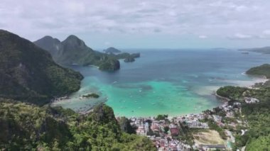 Palawan Adası 'ndaki El Nido Gölünün Panoraması, Hava Görüntüsü
