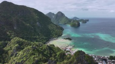 Palawan Adası 'ndaki El Nido Gölünün Panoraması, Hava Görüntüsü