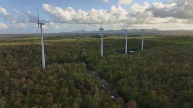 Rüzgar Türbinleri adada Enerji Oluşturur, Hava Görünümü