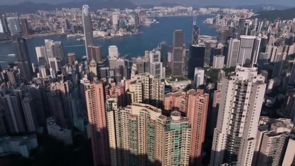 Flyg Över Majestätiska Byggnaderna Hongkong Flygfoto — Stockvideo
