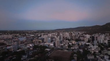 Günbatımında Port Louis üzerinde Uçmak, Mauritius, Hava Görüntüsü