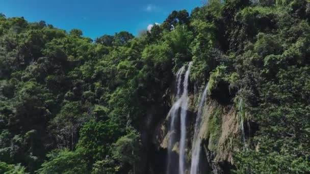 Тумальский Водопад Среди Джунглей Острова Себу Вид Воздуха — стоковое видео