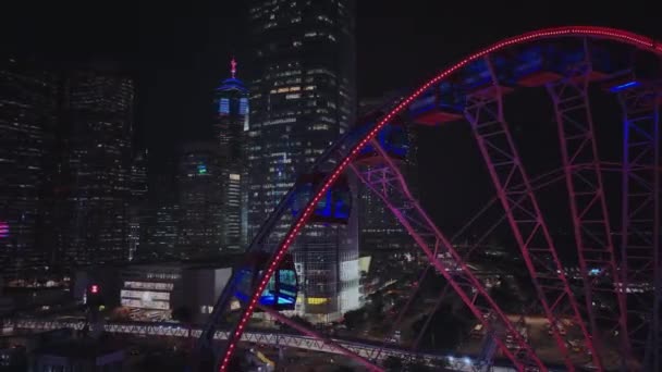 Ferris Wheel Center Barevné Hong Kong Noci Letecké Zobrazení — Stock video