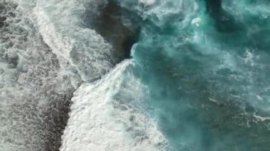 Turkuaz Okyanus Arkaplanı İnanılmaz Dalgalar, Hava Görünümü