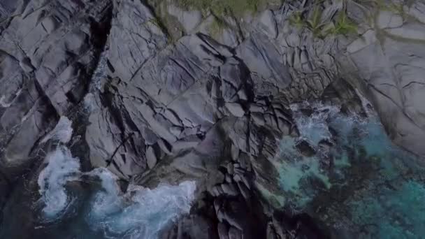 Rocks Waves Paradise Beach Seychelles Aerial View — стоковое видео