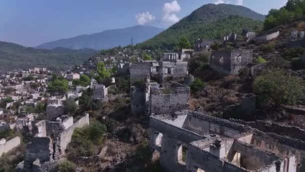 Kayakoy Ruïnes Van Een Oude Spookstad Turkije Luchtfoto — Stockvideo