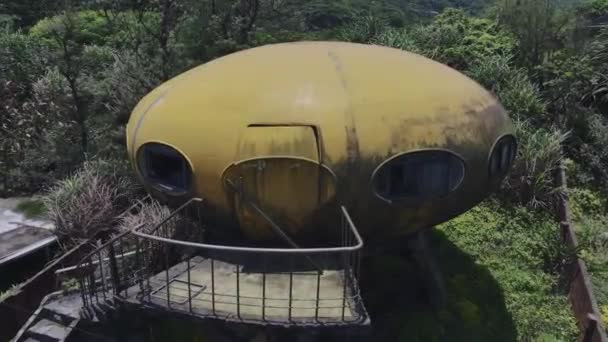 Opuszczone Domy Wypoczynkowe Stylu Ufo Tajwanie Widok Lotu Ptaka — Wideo stockowe