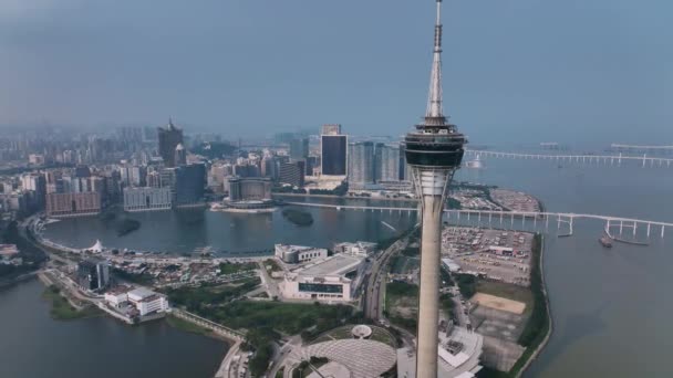 Macau Tower Und Das Panorama Der Ganzen Stadt Aus Der — Stockvideo