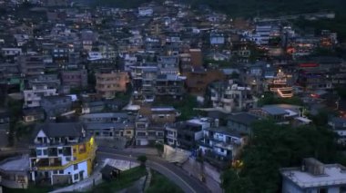 Tayvan 'da Gece Panoraması Parlayan Jiufen, Hava Görüntüsü
