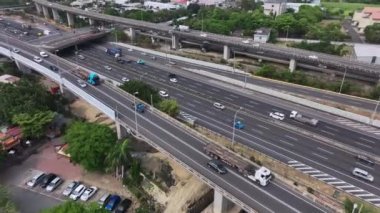 Kaohsiung, Tayvan 'da arabalı otoyollar, hava manzaralı.