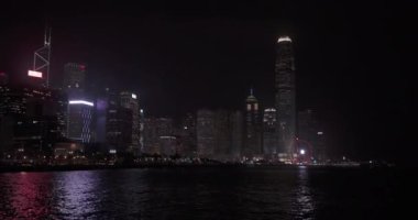 Hong Kong Gökdelenleri Gece Gökyüzüne Karşı Panorama, Asya