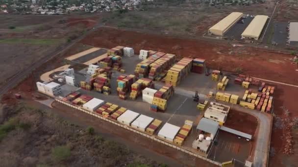 Frachtcontainer Einem Offenen Lager Mauritius Luftaufnahme — Stockvideo
