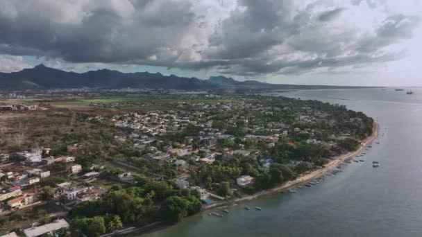 Strand Csónakokkal Port Louis Közelében Mauritius Aerial View — Stock videók